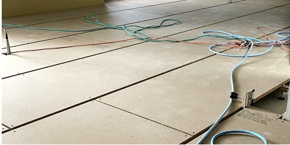 港区 六本木 高級賃貸　床下地工事